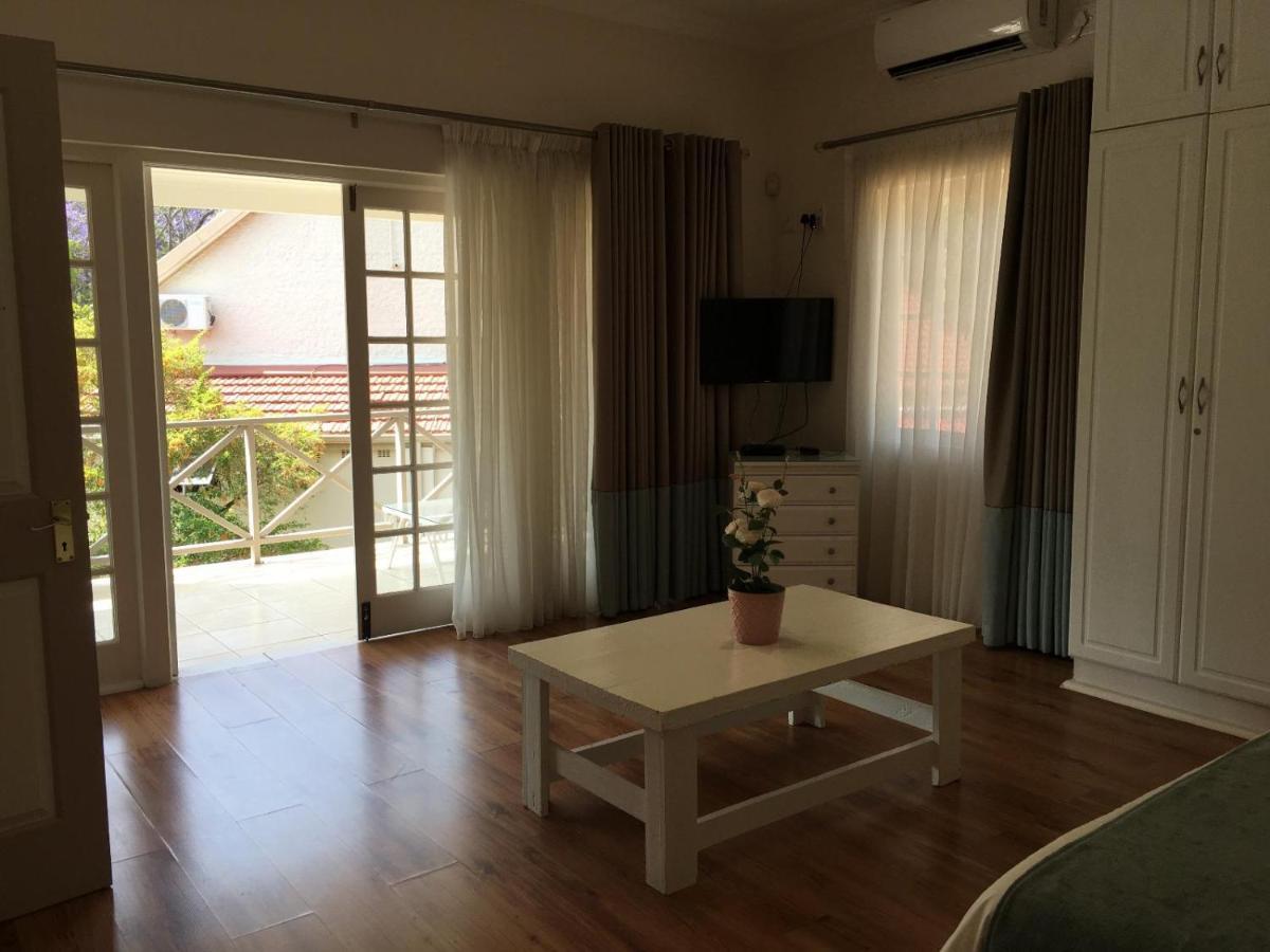 Peaches & Cream Bed & Breakfast 레이디스미스 외부 사진