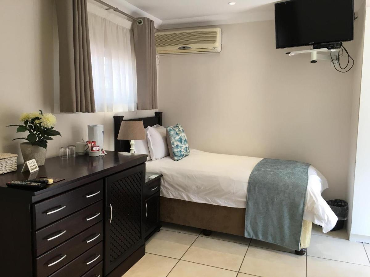 Peaches & Cream Bed & Breakfast 레이디스미스 외부 사진