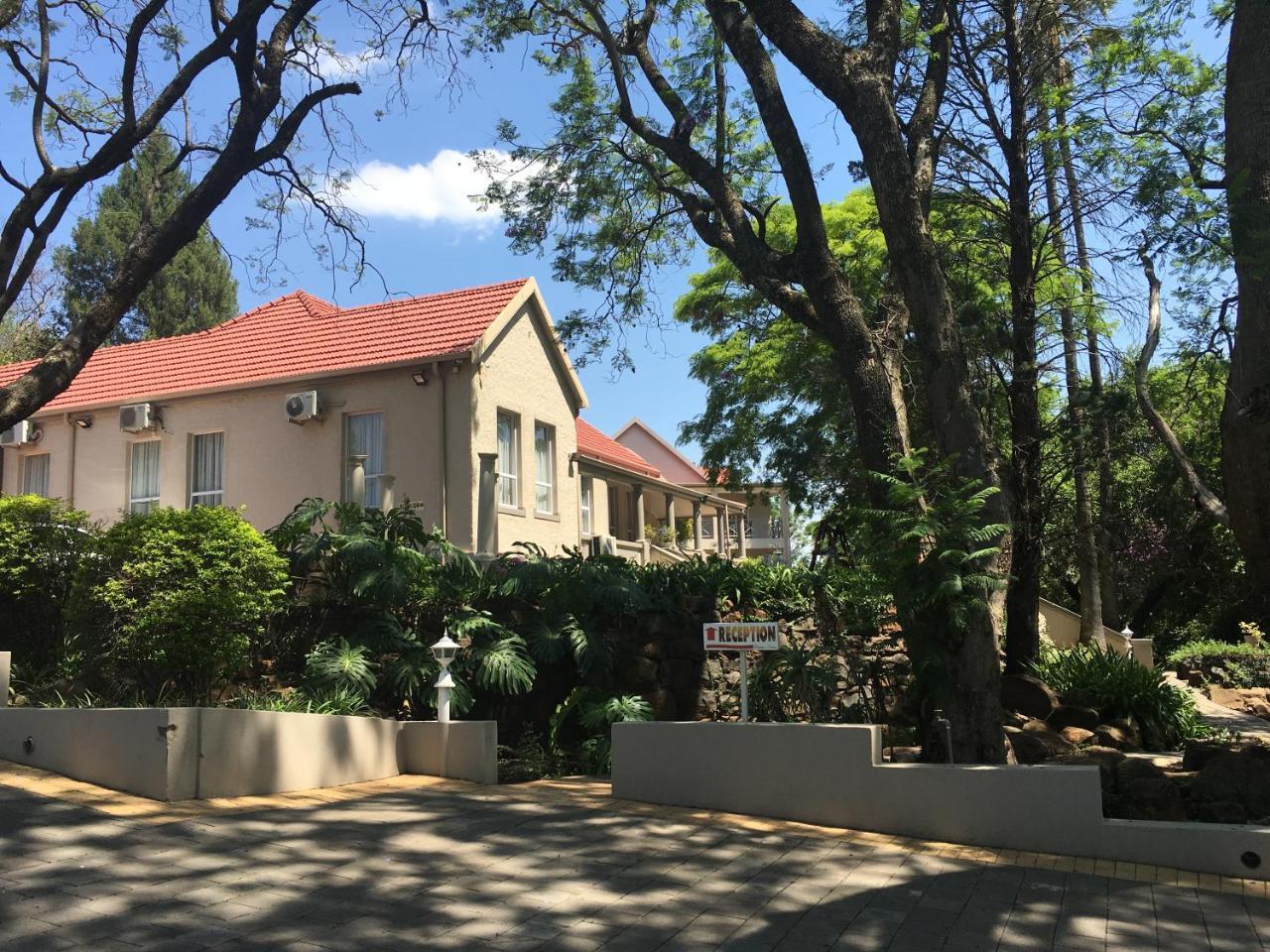 Peaches & Cream Bed & Breakfast 레이디스미스 외부 사진