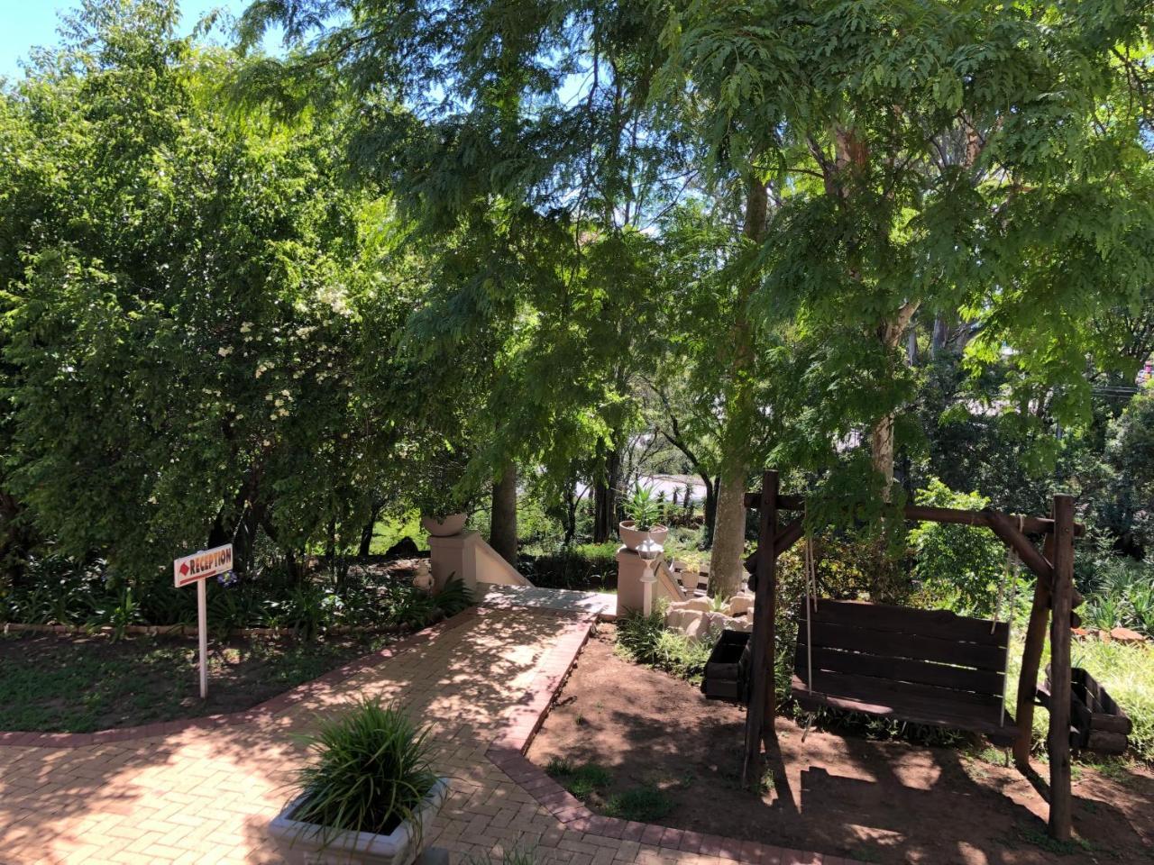 Peaches & Cream Bed & Breakfast 레이디스미스 외부 사진